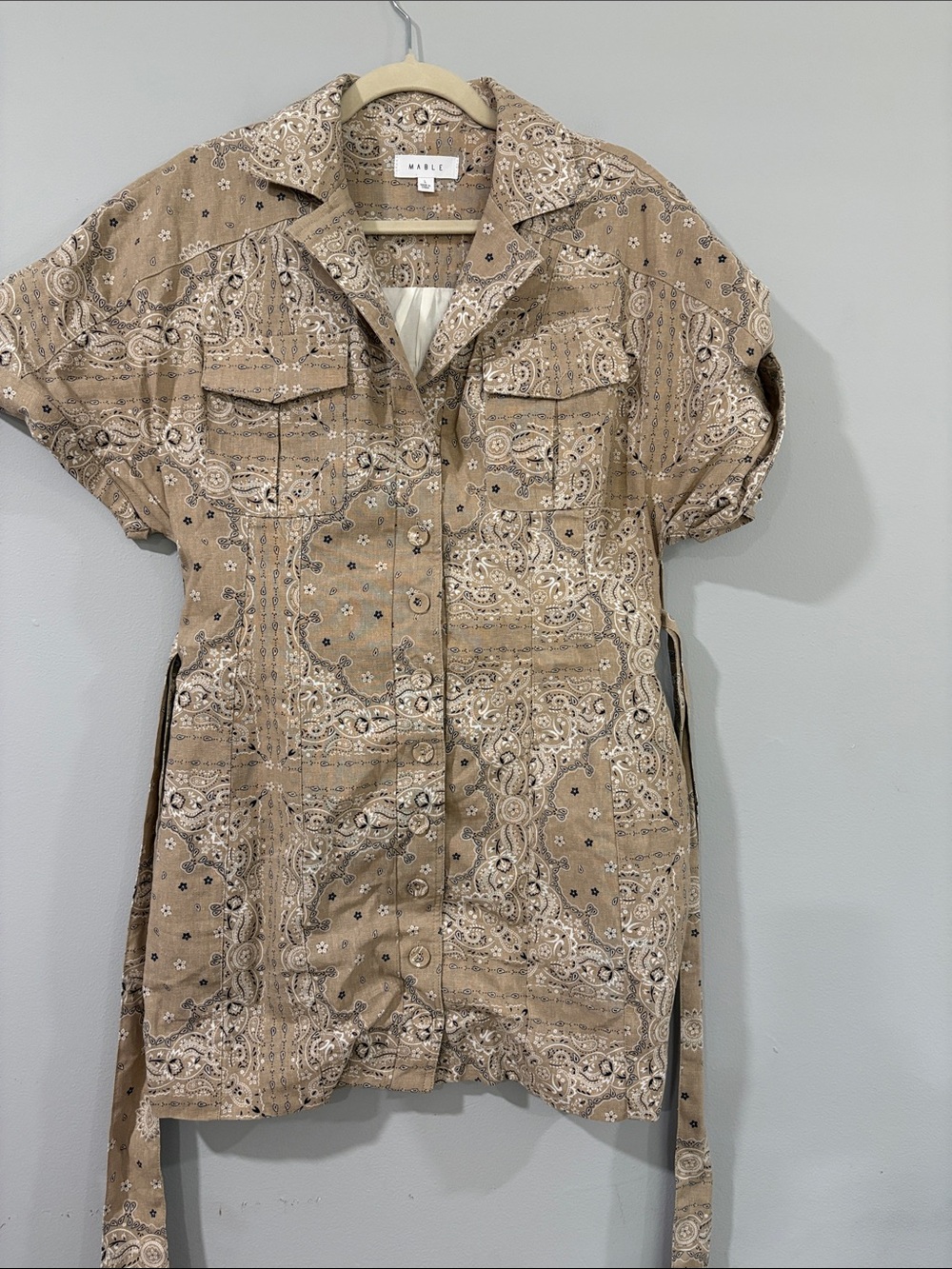 MABLE TAN PAISLEY BANDANA BUTTON UP DRESS WITH POCKETS SIZE/ L